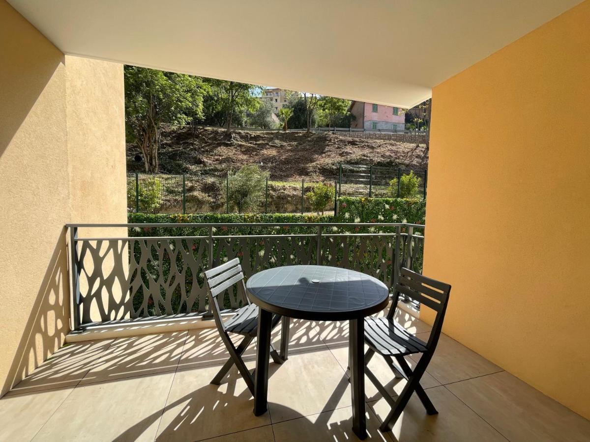 Bel Appartement Au Calme Avec Parking Mentona Zewnętrze zdjęcie